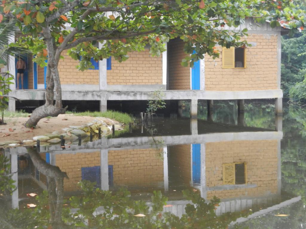 Hotel Tara Plage Kribi Eksteriør bilde