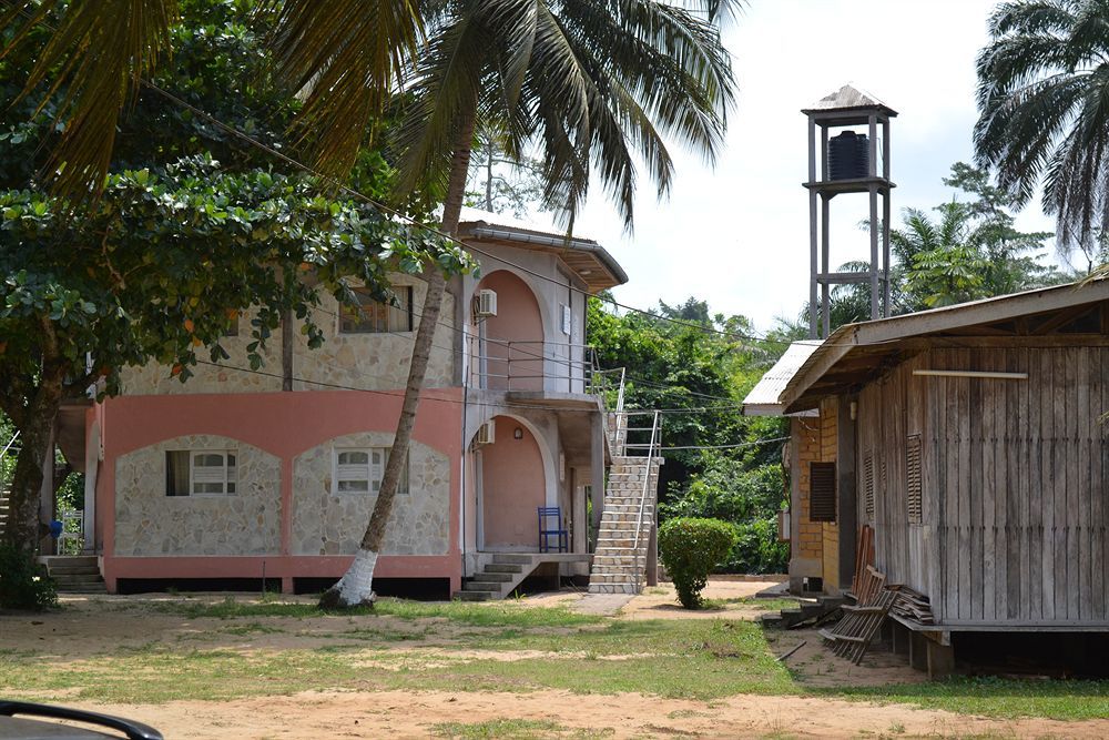 Hotel Tara Plage Kribi Eksteriør bilde